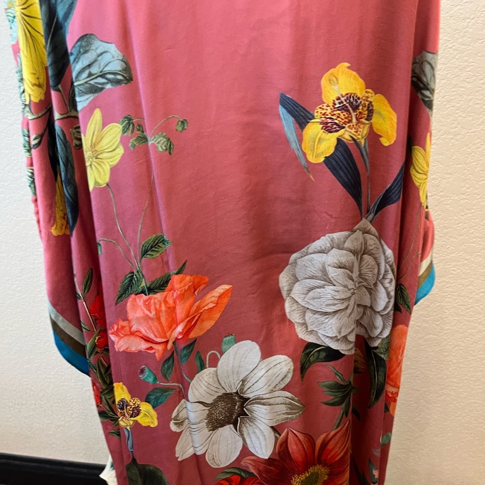 ARATTA Floral Coral Kimono with Teal Trim - Picture 5 of 5